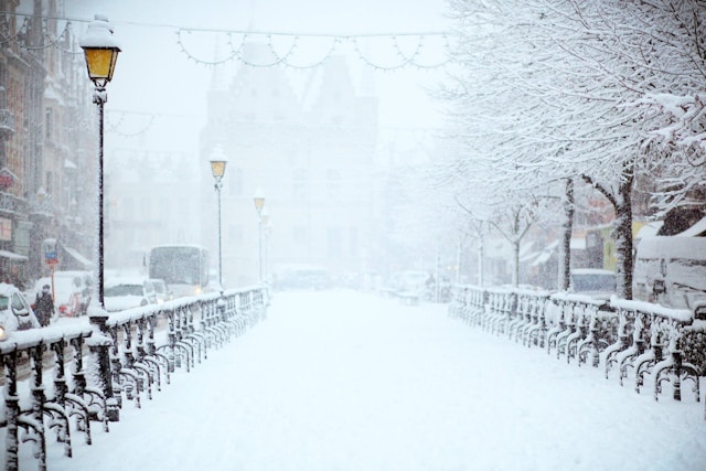 A photo of weather}}